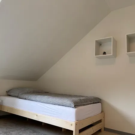 Penzion Monteur- Gaestehaus Oberachtel *